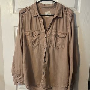 American Eagle button up